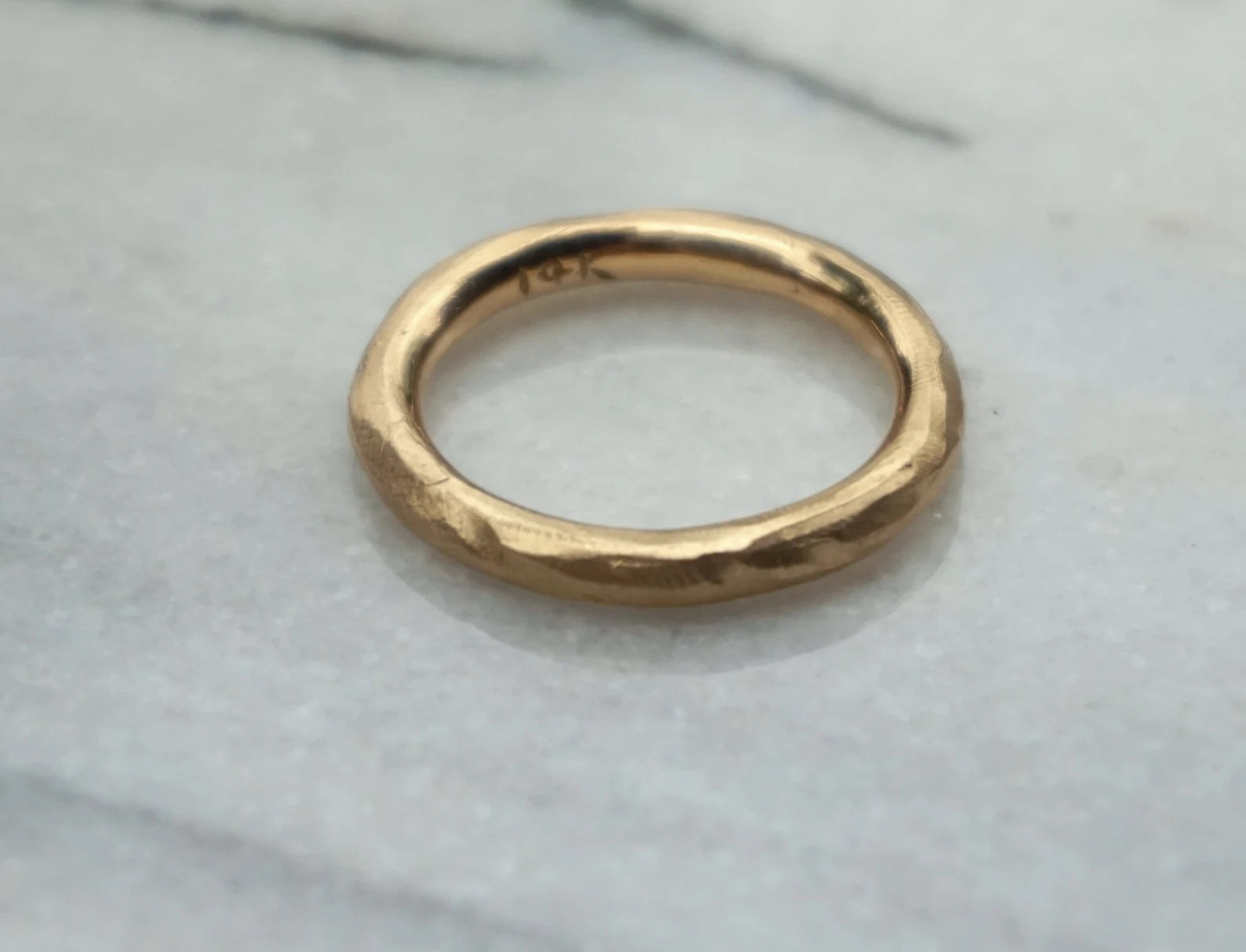 Alliance pour homme à texture rugueuse – Anneau épais de 3 mm en or massif 10 carats, 14 carats, 18 carats ou 22 carats, jaune, rose et blanc