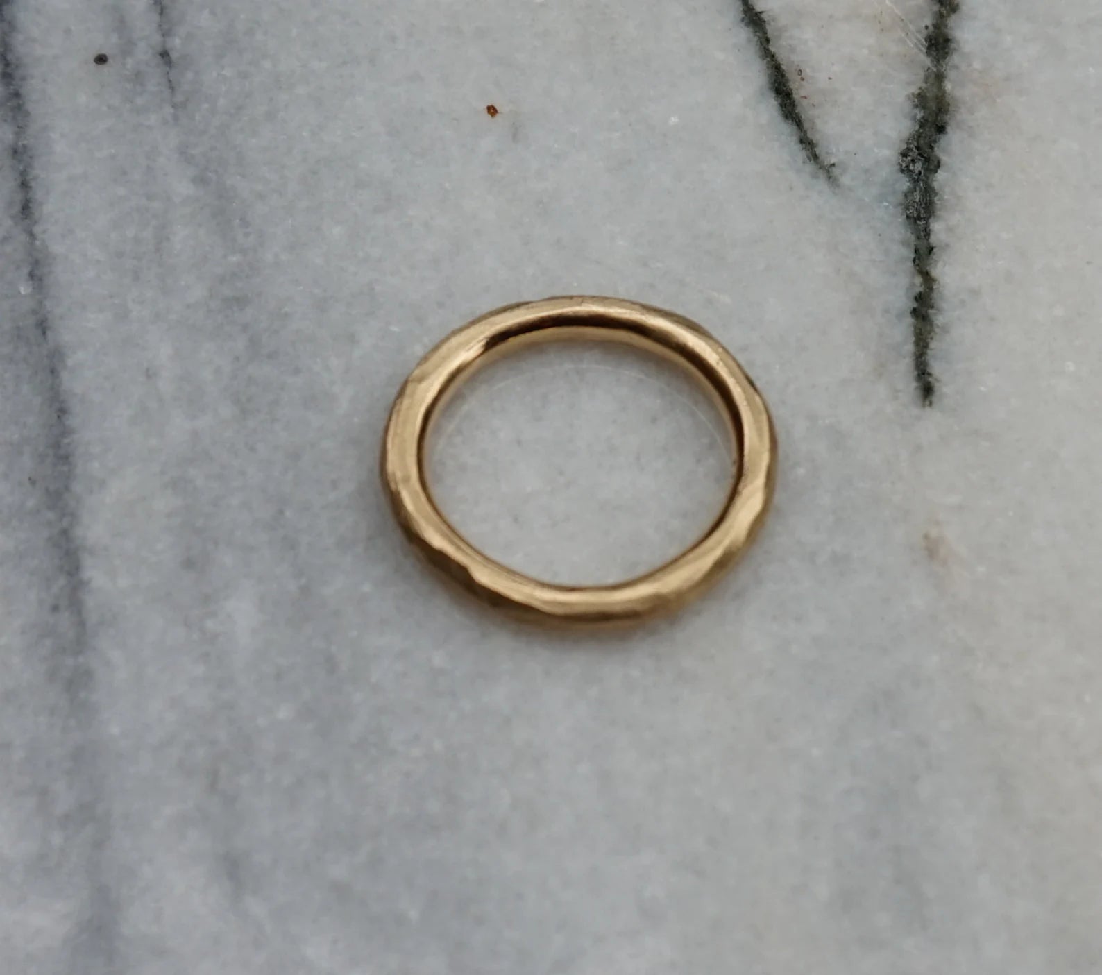 Alliance pour homme à texture rugueuse – Anneau épais de 3 mm en or massif 10 carats, 14 carats, 18 carats ou 22 carats, jaune, rose et blanc