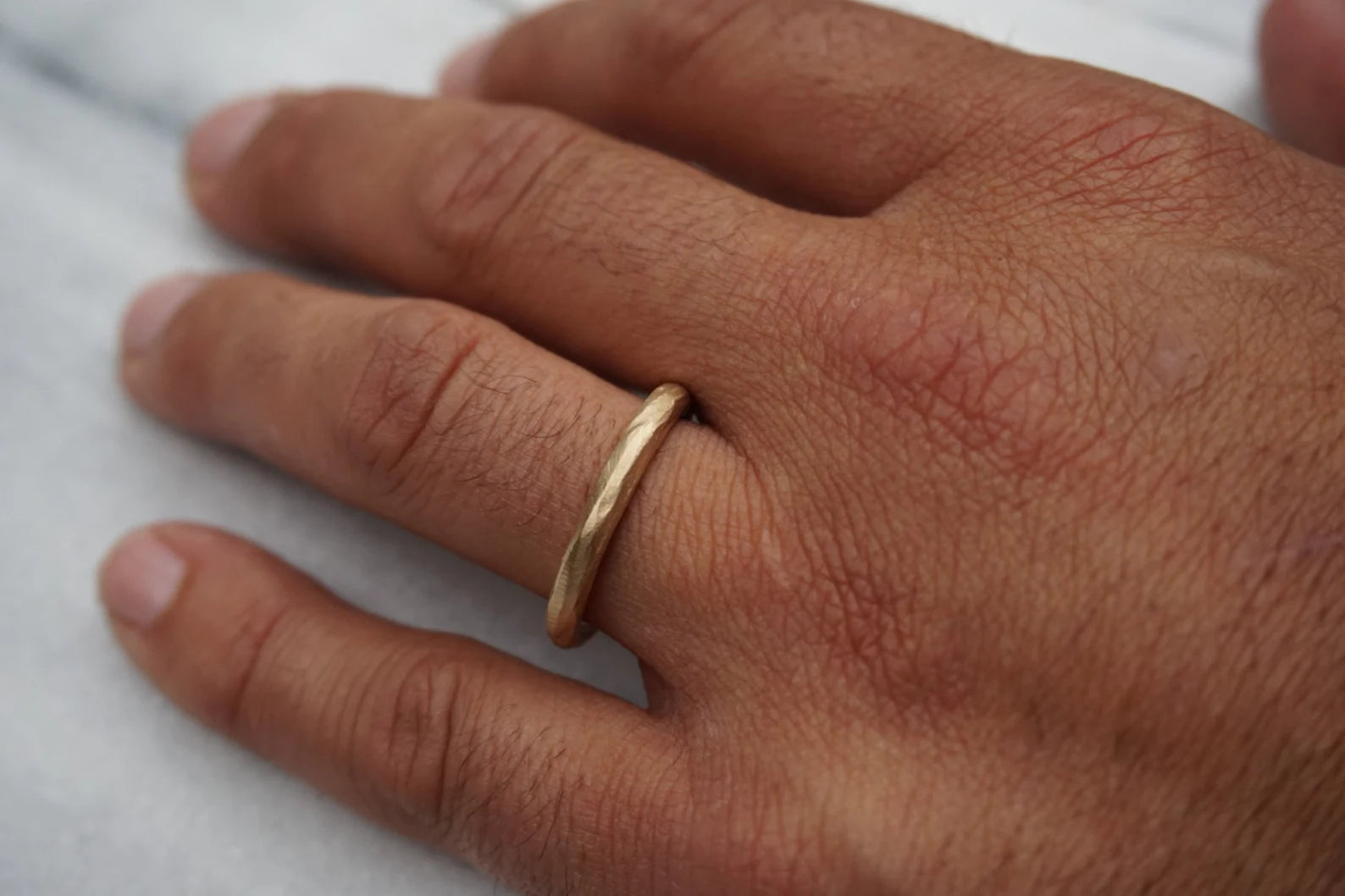 Alliance pour homme à texture rugueuse – Anneau épais de 3 mm en or massif 10 carats, 14 carats, 18 carats ou 22 carats, jaune, rose et blanc