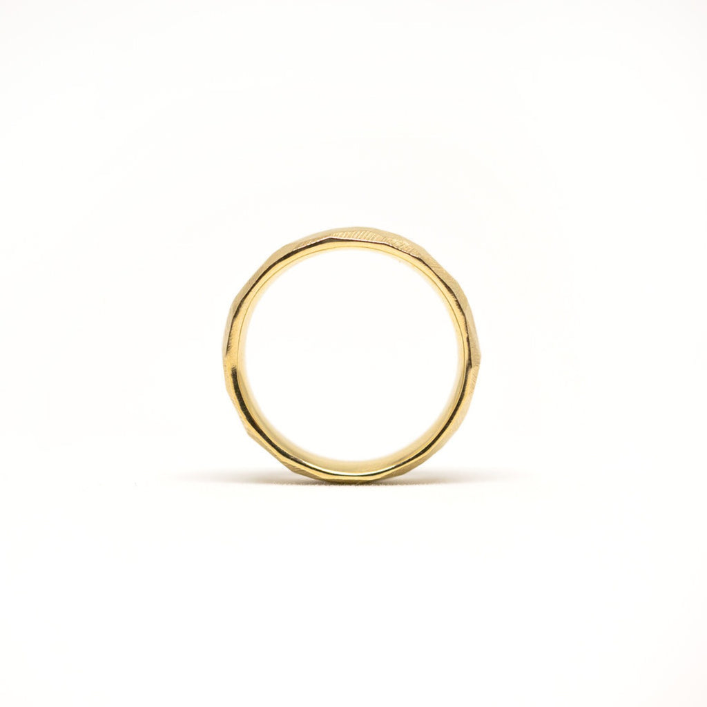 Alliance rustique en or pour homme – Texture à facettes en or massif 10 carats, 14 carats ou 18 carats, en or jaune, rose et blanc