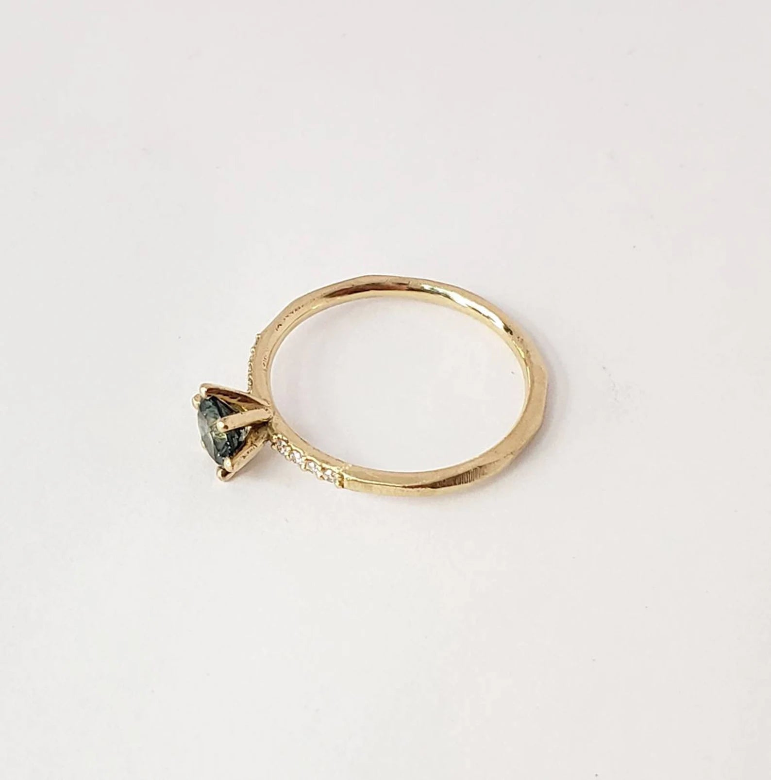 Bague de fiançailles solitaire en saphir du Montana avec diamants canadiens – Or massif 10 k, 14 k ou 18 k, jaune, rose ou blanc