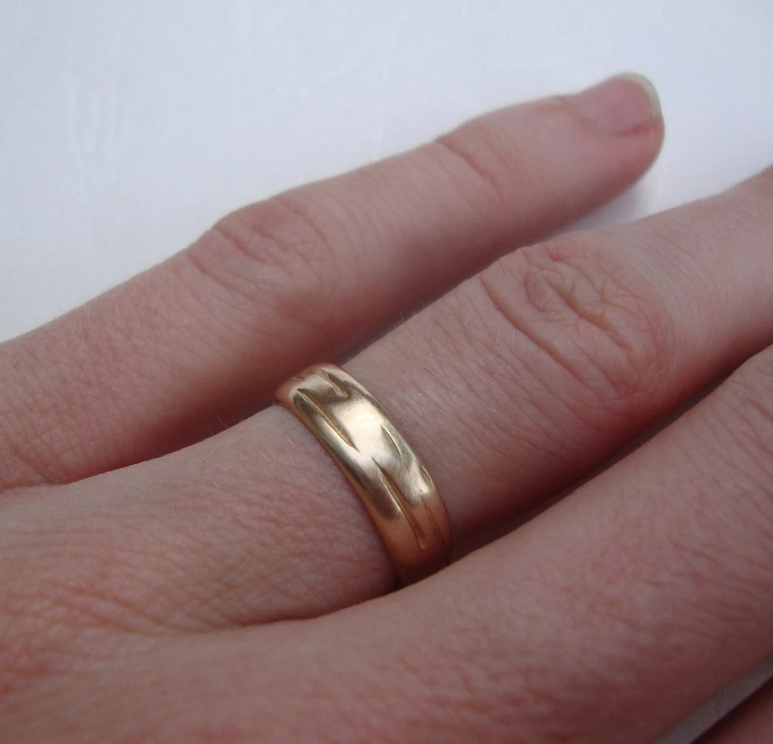 Alliances en bouleau avec gravure personnalisée – Or massif 10 carats, 14 carats ou 18 carats, jaune, rose ou blanc