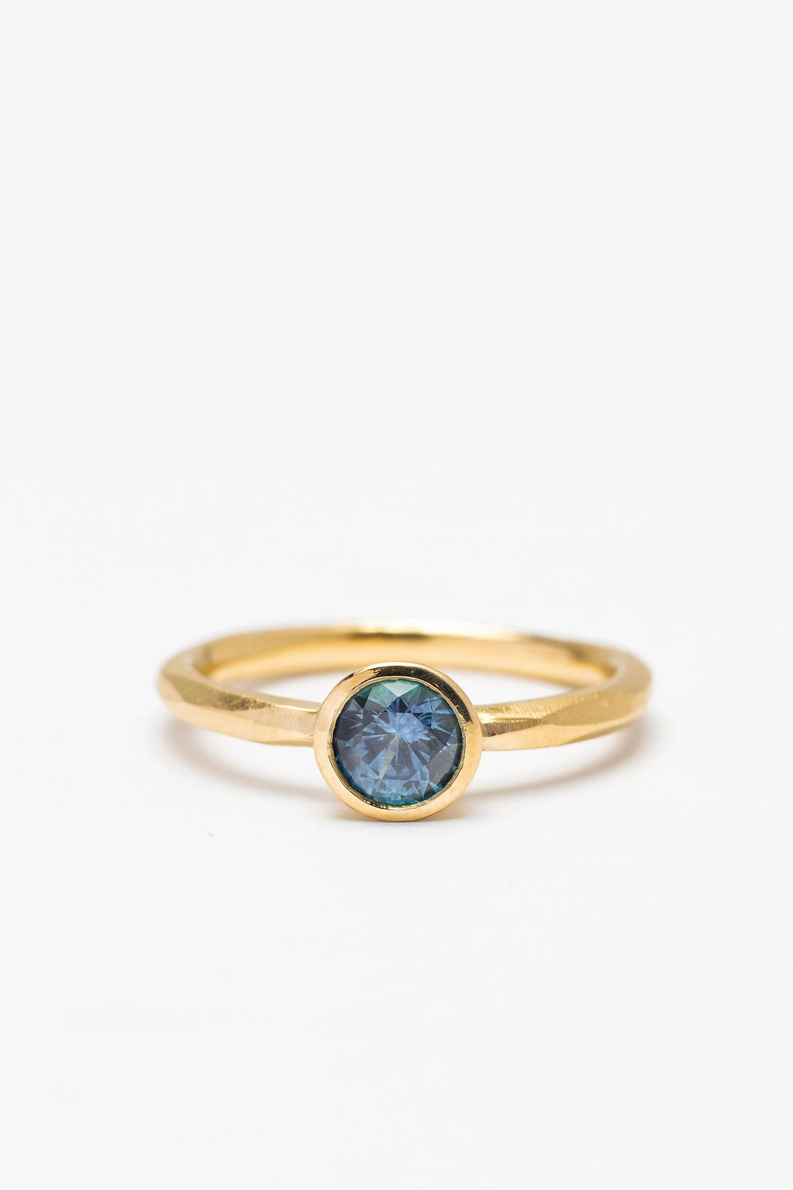 Bague de fiançailles pour femme avec saphir du Montana brut serti clos – Or massif 10 carats, 14 carats ou 18 carats, jaune, rose ou blanc