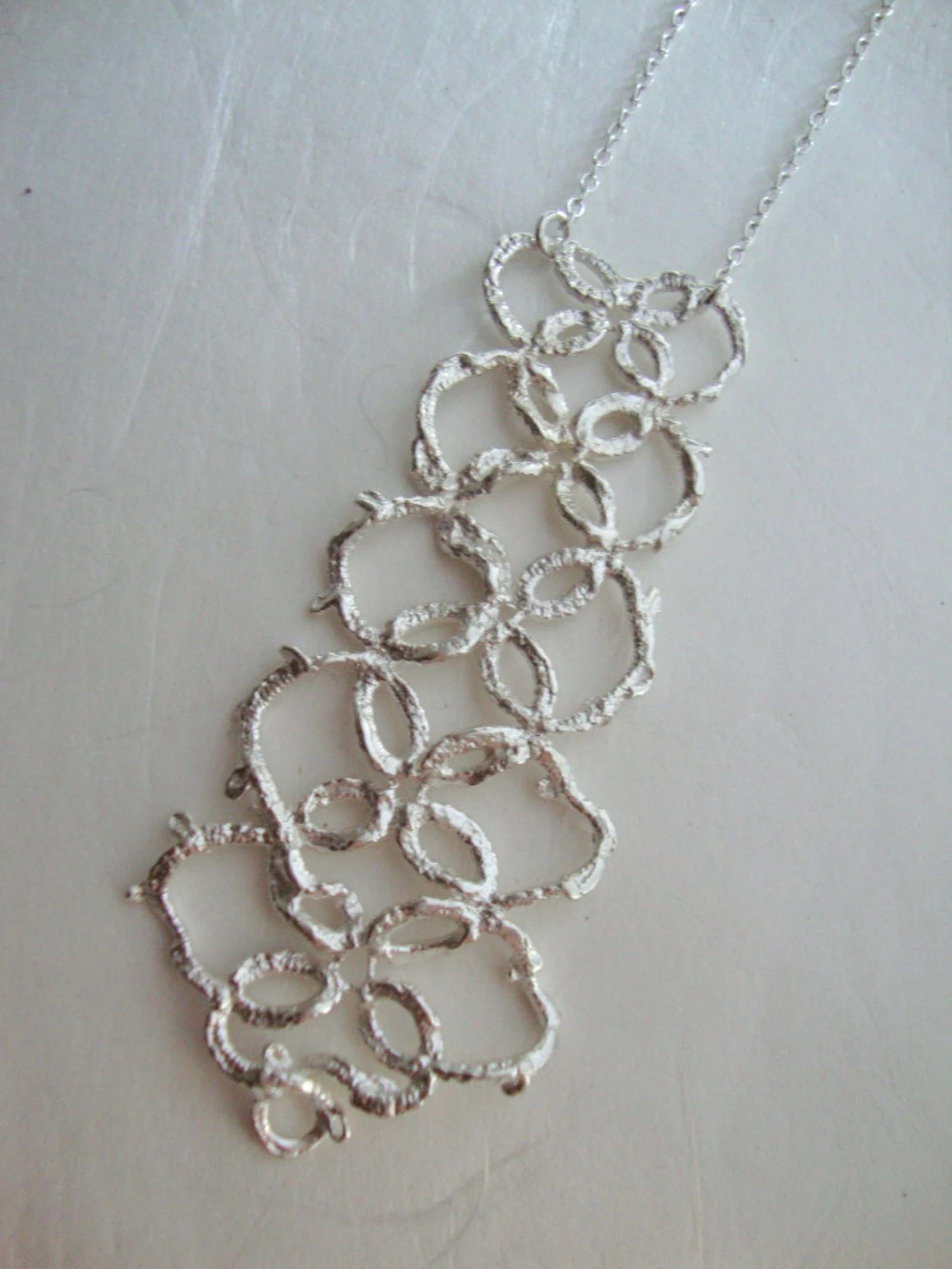 Collier long en dentelle « Collar » coulé en argent sterling