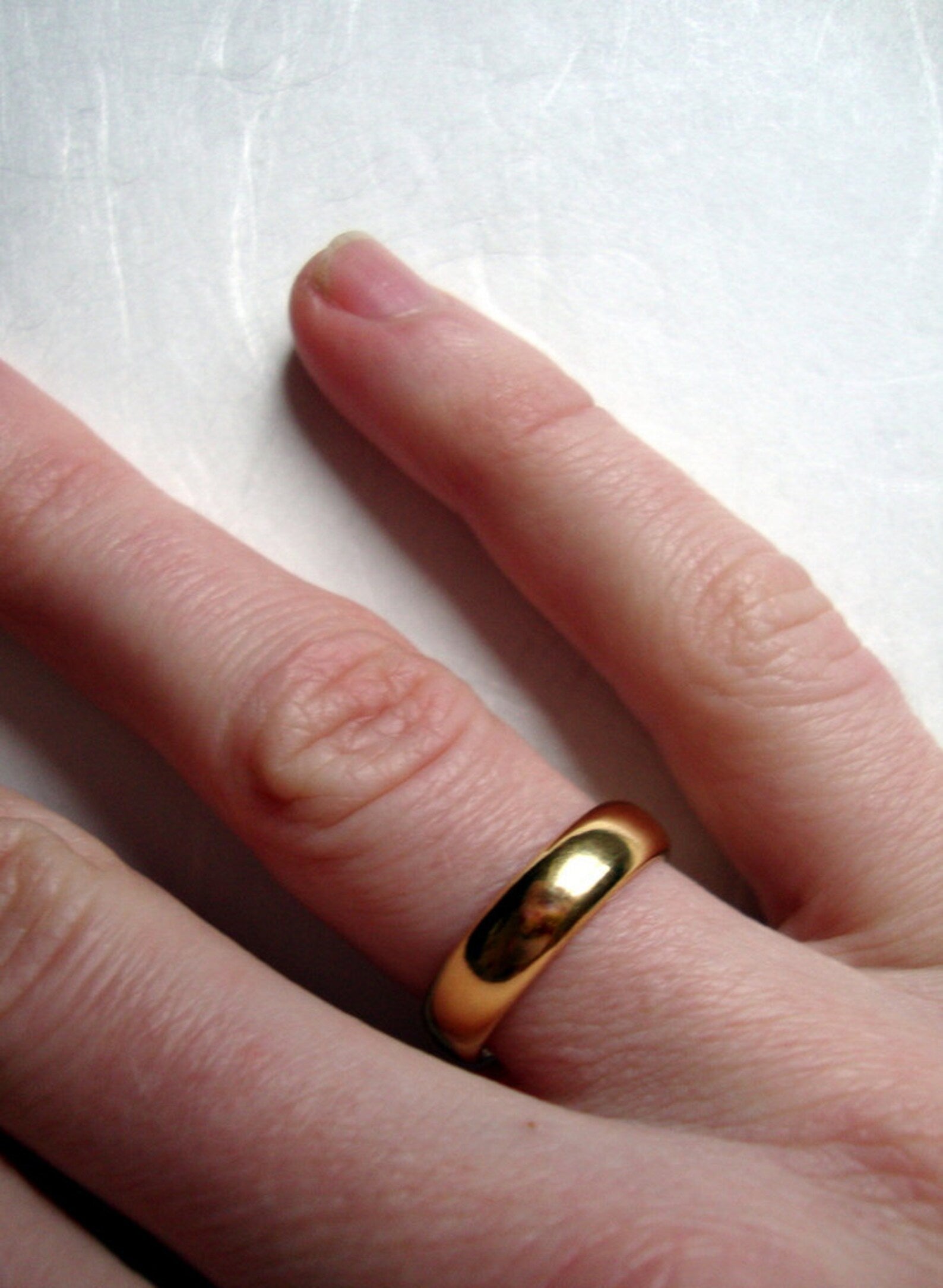 Alliance en or massif 22 carats – Design classique avec gravure intérieure personnalisée
