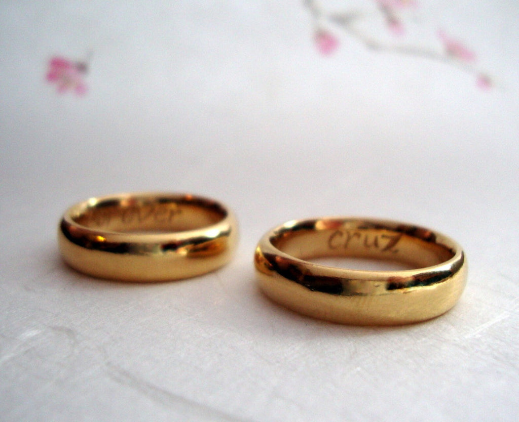 Alliance en or massif 22 carats – Design classique avec gravure intérieure personnalisée