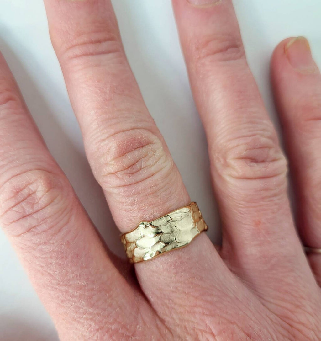 Alliance large organique – Or massif 10 carats, 14 carats ou 18 carats en or jaune, rose et blanc