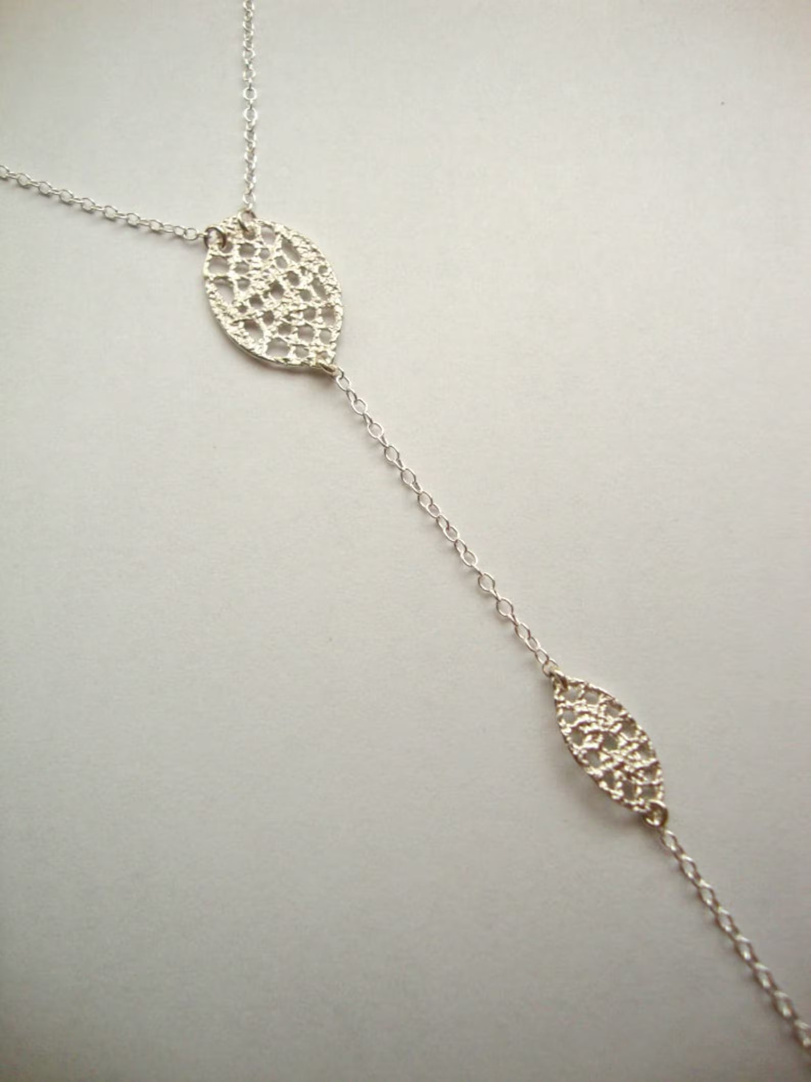 Collier long lariat à double dentelle en argent sterling