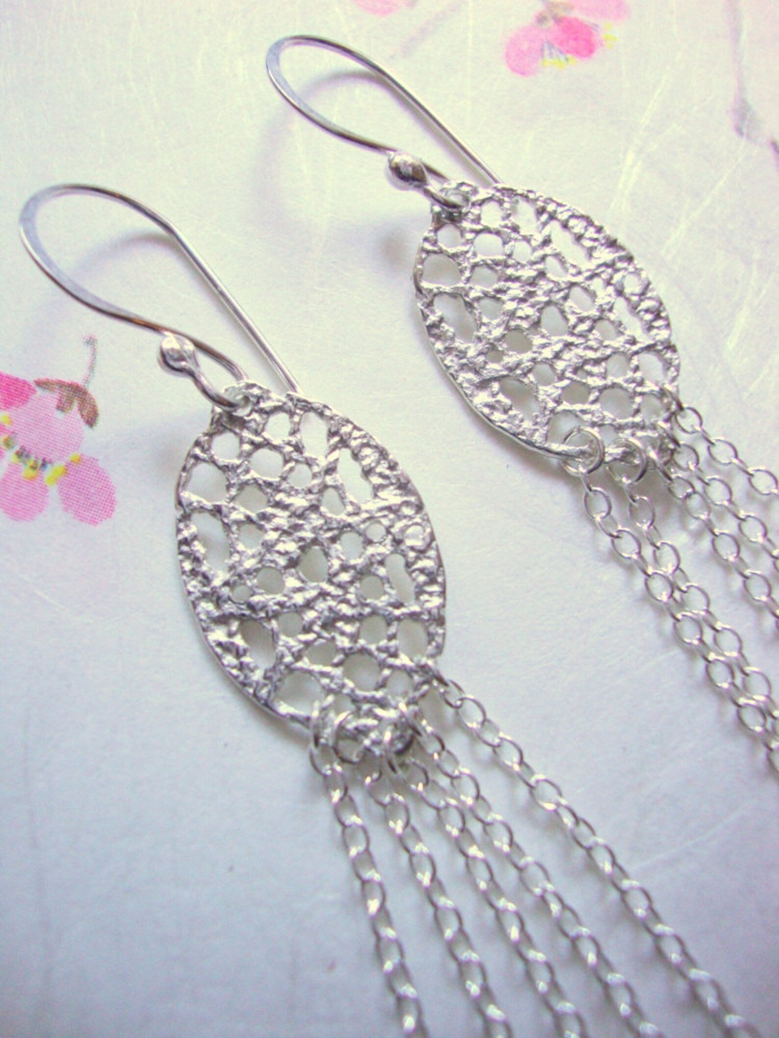 Boucles d'oreilles pendantes en dentelle avec franges en chaîne en argent sterling