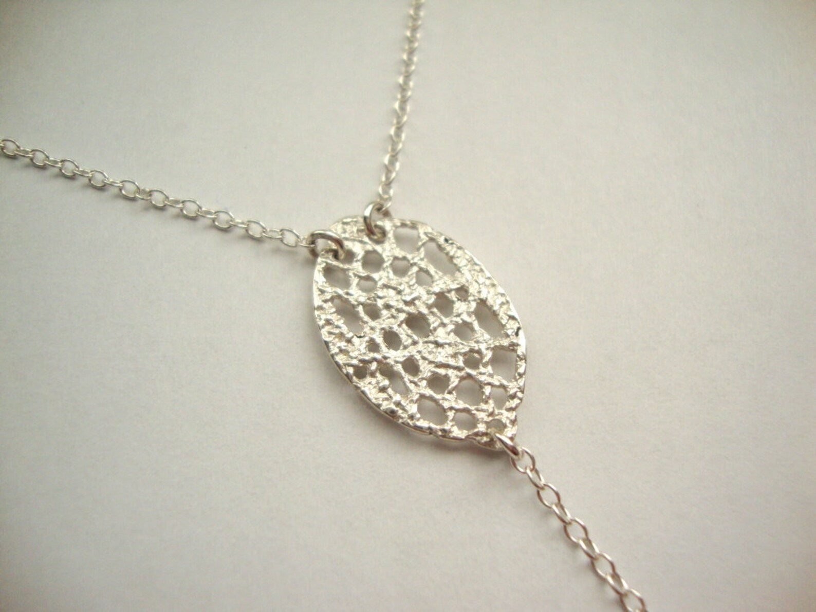 Collier long lariat à double dentelle en argent sterling