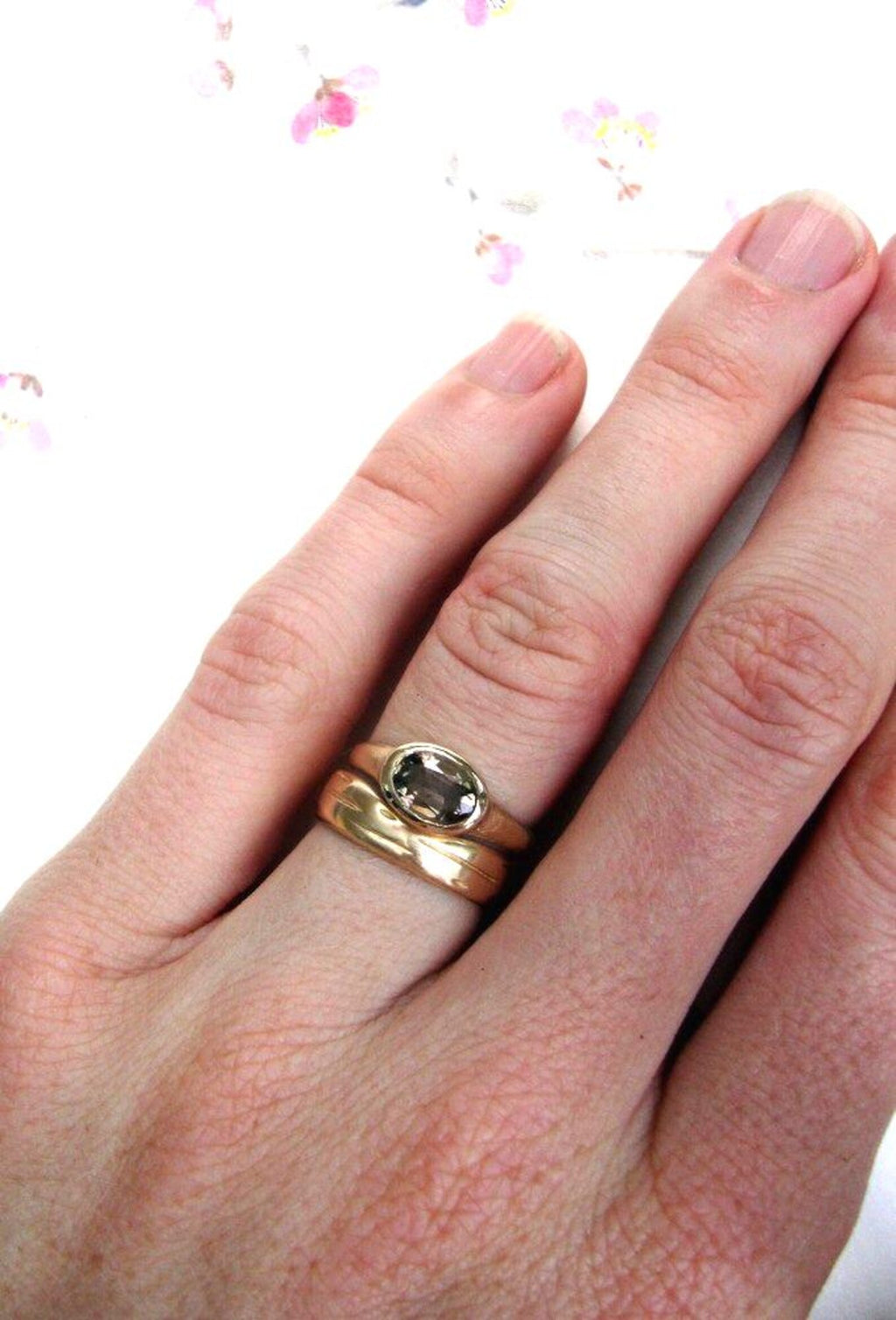 Alliance en or jaune, rose et blanc, texture bouleau – Or massif 10 carats, 14 carats ou 18 carats