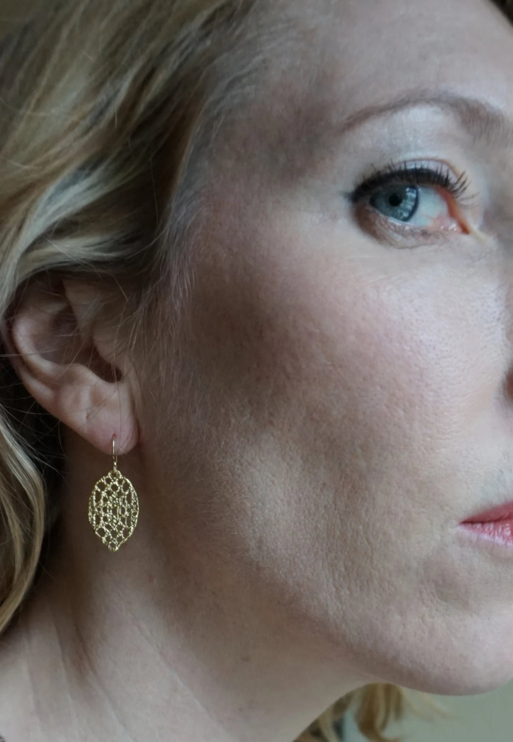 Lace Drop Earrings – Minimal 14k Gold Filled Short Earrings, Lightweight and Elegant