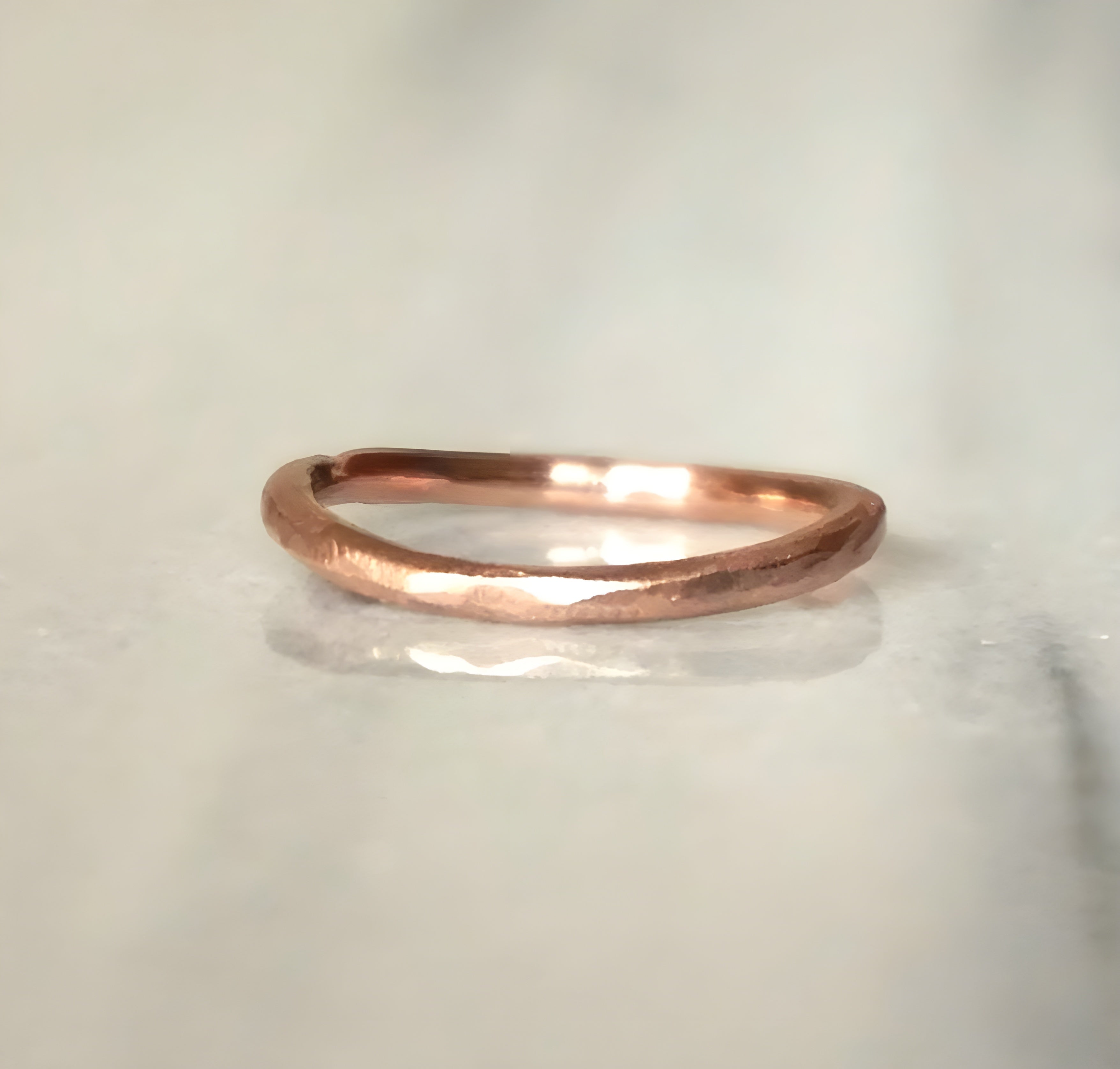 Bague à bande brute en or massif 10 carats jaune, rose ou blanc – Marque du Créateur