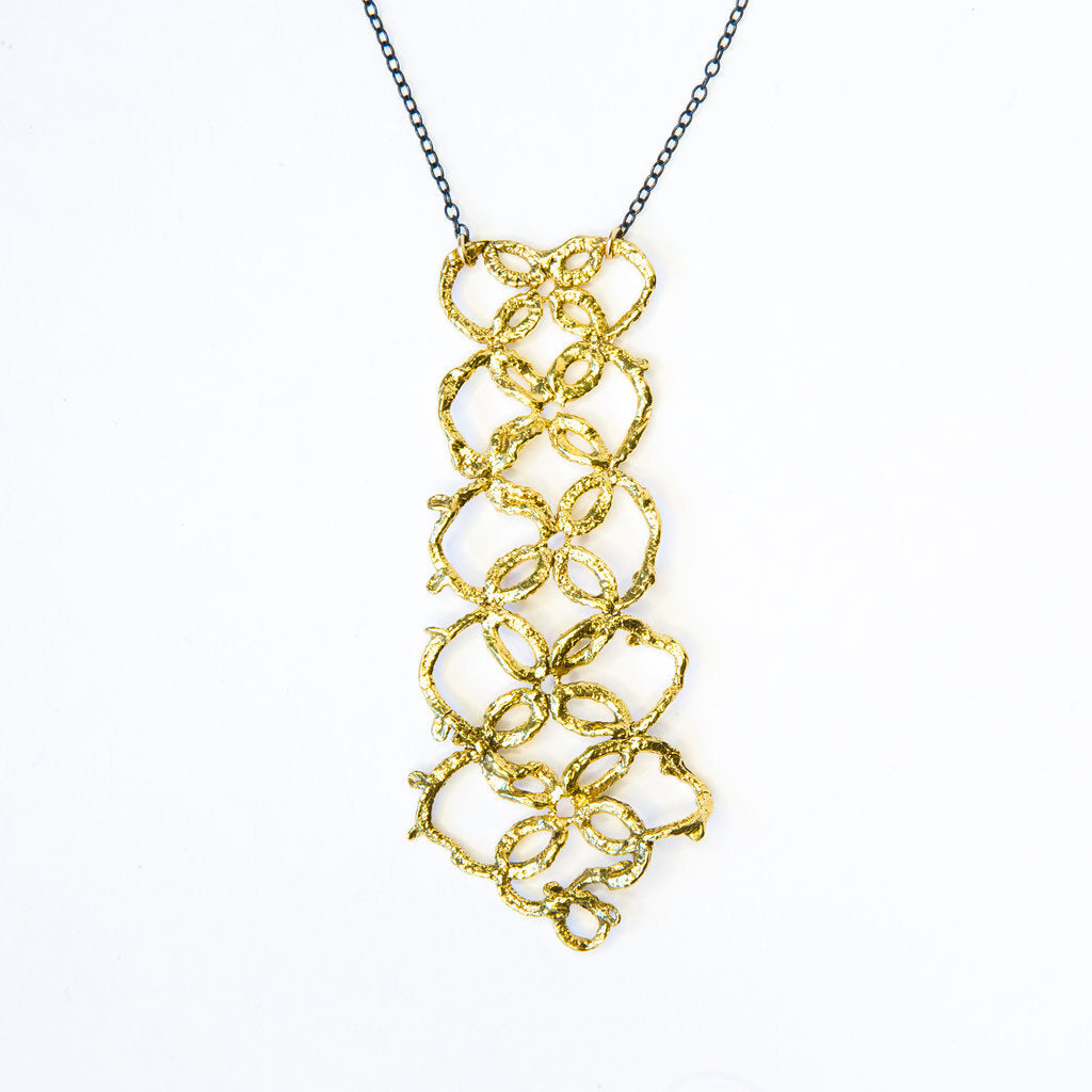 Long golden "collar" Lace necklace