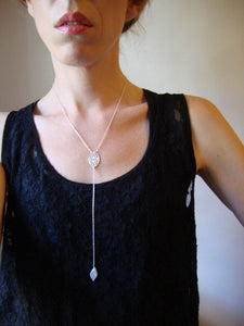 Long lace drop necklace in sterling silver with pearl